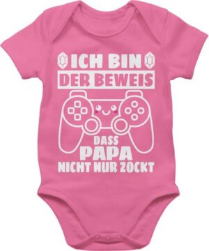 Shirtracer Shirtbody Ich bin der Beweis das Papa nicht nur zockt mit Controller - weiß Geschenk Vatertag Baby