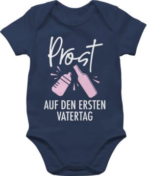 Shirtracer Shirtbody Prost auf den ersten Vatertag - weiß/rosa Geschenk Vatertag Baby